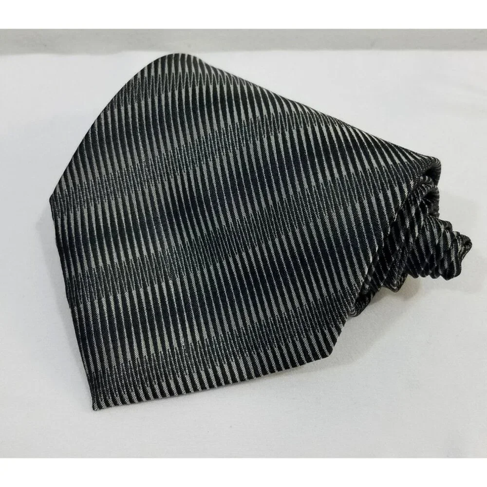 Louis Roth Mens Necktie Gray Black Striped Silk Tie Made in Korea